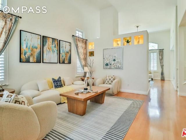 House for sale in Thousand Oaks