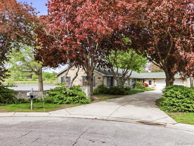 House for sale in Fort Gratiot, Michigan