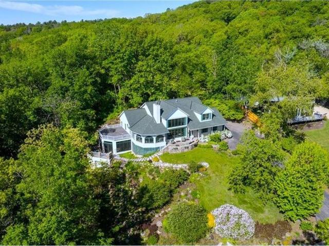 House for sale in Frontenac, Minnesota