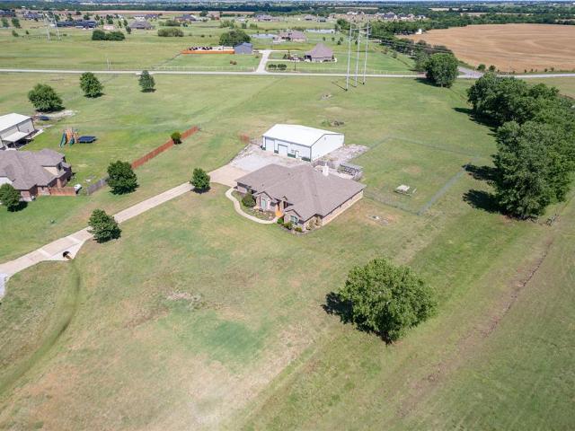 House for sale in Union City, Oklahoma