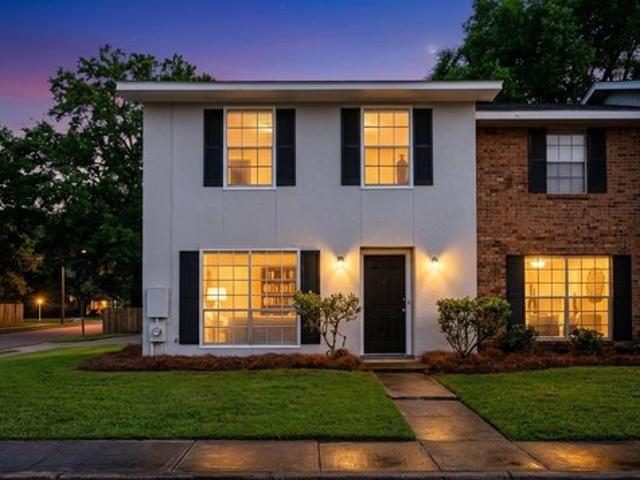 Townhouse for sale in Hope Hull, Alabama