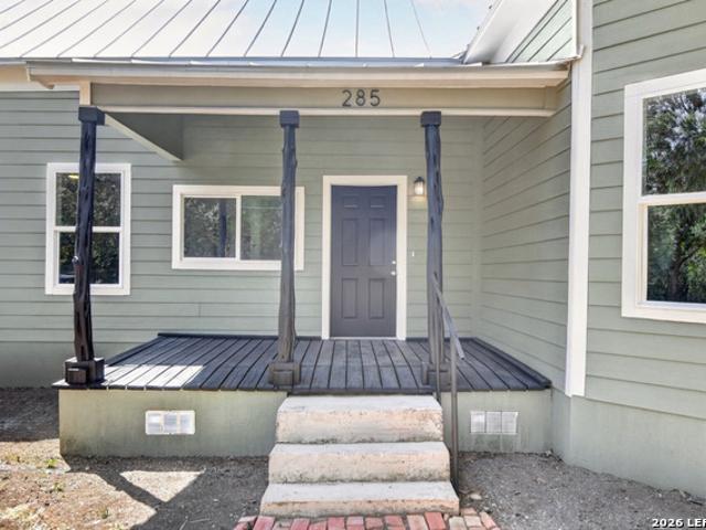 House for sale in Knippa, Uvalde County