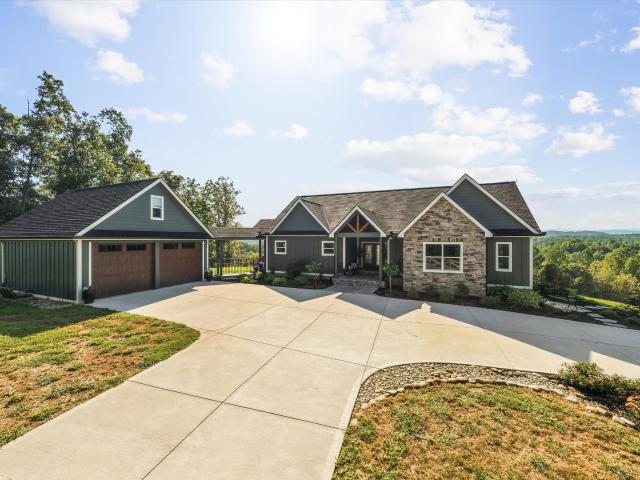 House for sale in Three Points, Vonore