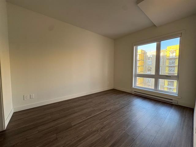 Apartment for rent in Pointe-claire, Quebec
