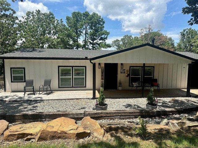 House for sale in Canadian, Oklahoma