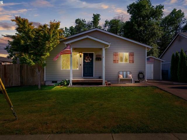 House for sale in Oregonia