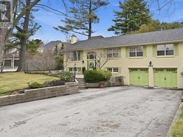 House for sale in Burlington, Ontario