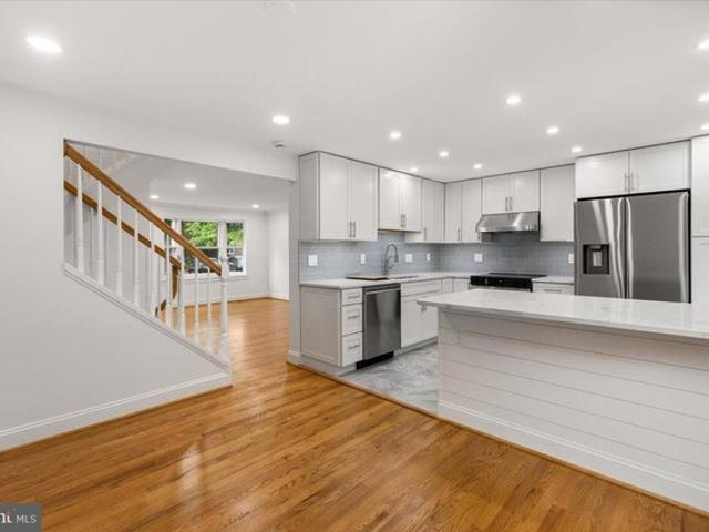 Townhouse for sale in Virginia