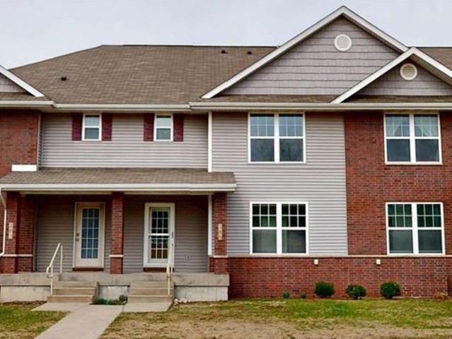 Condo for sale in Iowa City, Iowa