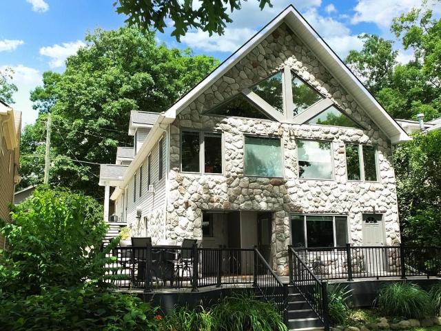 House for sale in Columbiaville