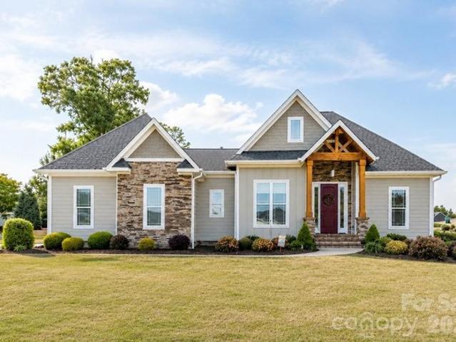 House for sale in Oakboro, North Carolina