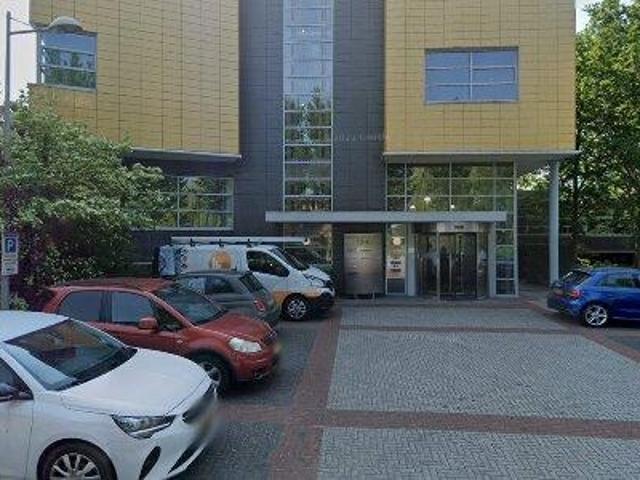 Bedrijfspand te huur in Voorburg, Zuid Holland