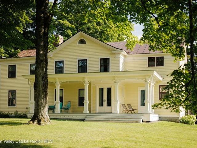 House for sale in Town of Germantown, Columbia County