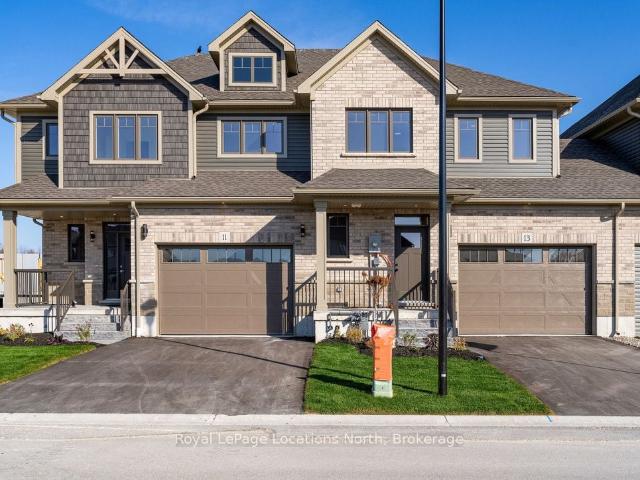 Duplex for sale in Collingwood, Ontario