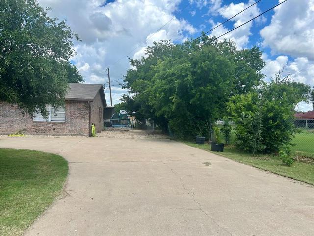 House for sale in Crawford, Texas