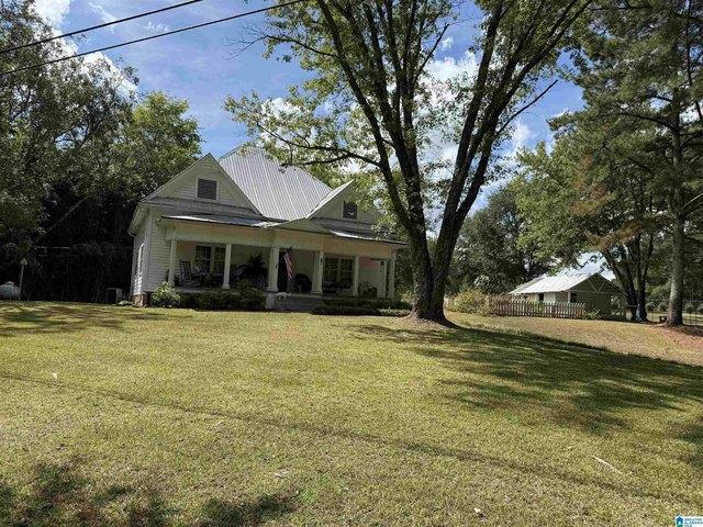 House for sale in Oneonta, Blount County