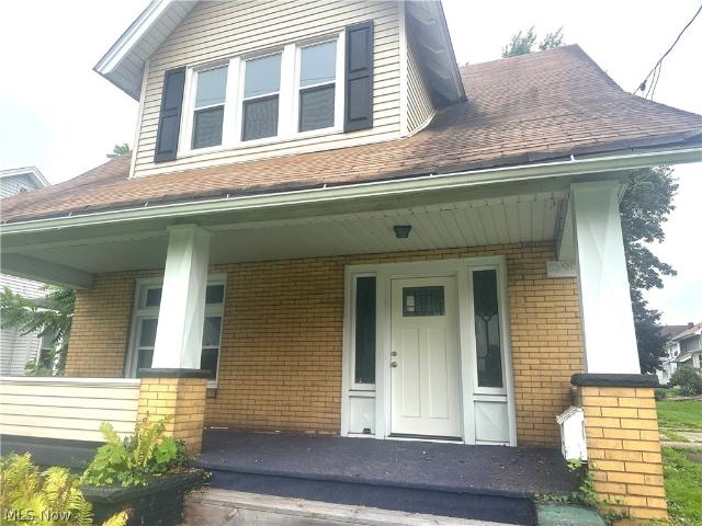House for sale in Struthers, Ohio