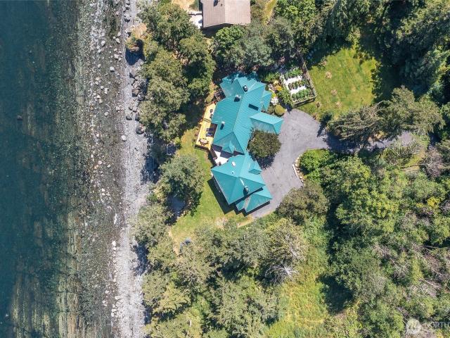 House for sale in Eastsound, Washington
