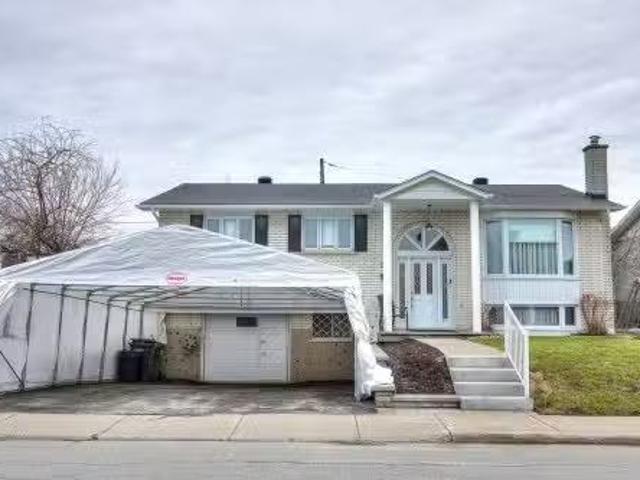 House for sale in Laval-des-rapides, Quebec