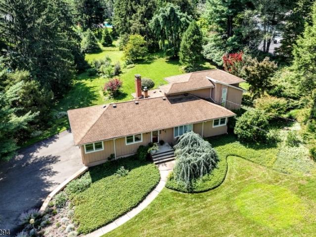 House for sale in Pequannock, New Jersey
