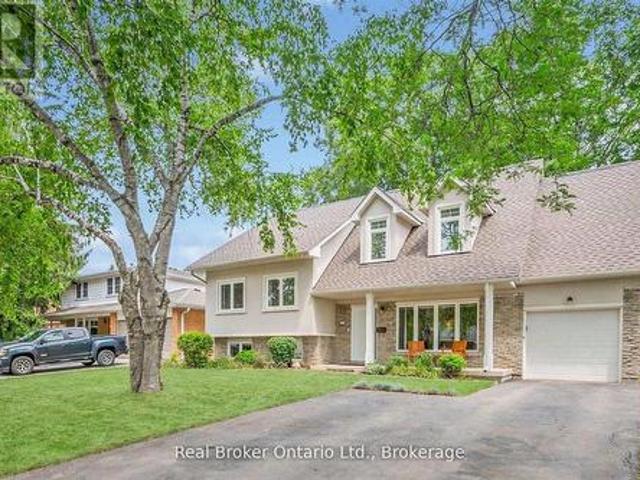 House for sale in Oakville, Ontario