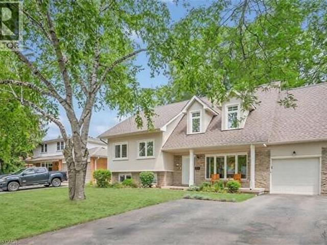 House for sale in Oakville, Ontario