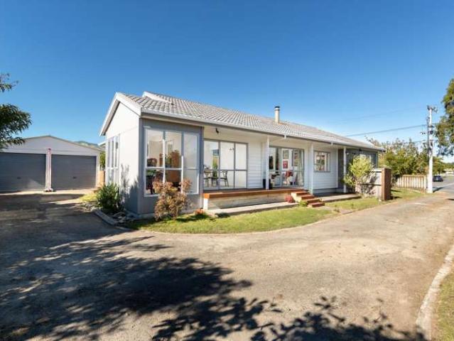 House for sale in Waikanae, Wellington