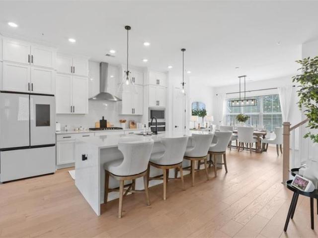 Townhouse for sale in Alpharetta, Georgia