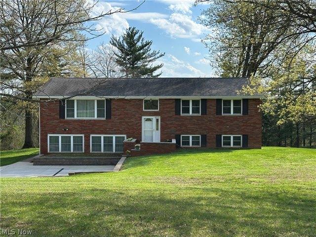 House for sale in Lowell, Ohio