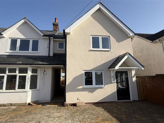 House for rent in Highwoods, Colchester