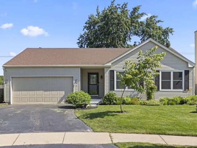 House for sale in Aurora, Illinois