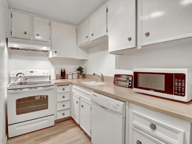 Condo for sale in Palm Springs, California