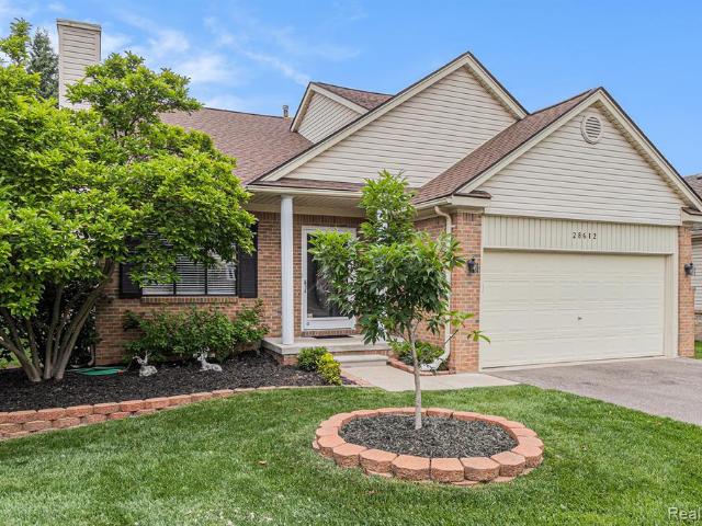 Condo for sale in Livonia