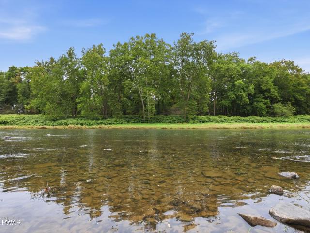 House for sale in Damascus Township, Wayne County