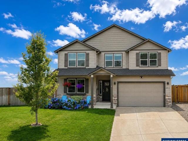 House for sale in Oregonia