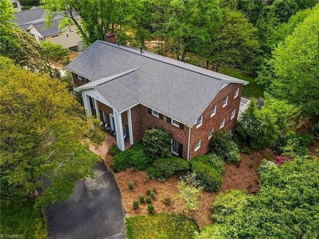 House for sale in Pfafftown, North Carolina