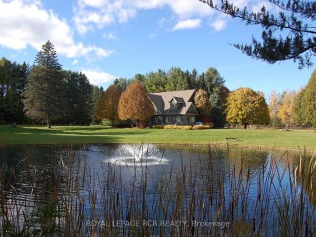 House for sale in Adjala–tosorontio, Ontario