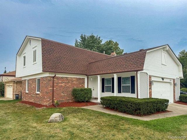 House for sale in Troy, Michigan