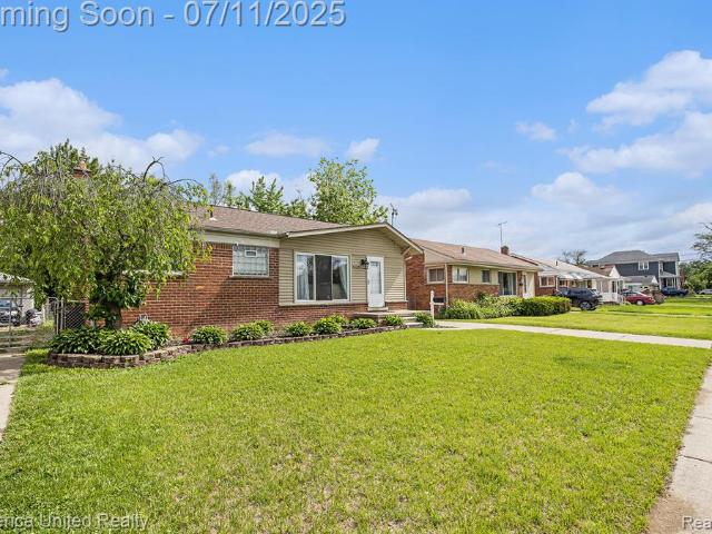 House for sale in Northville