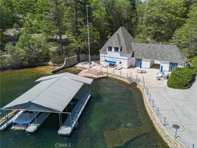 House for sale in Cedar Glen, California