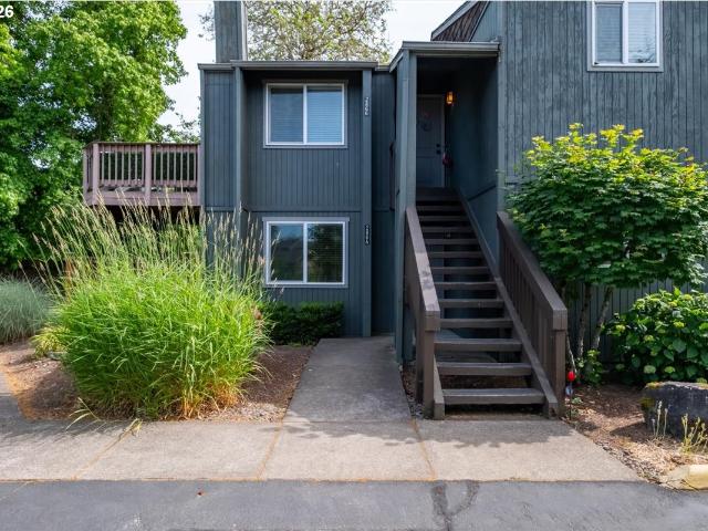 Condo for sale in Oregonia