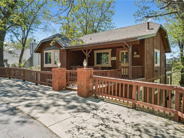 House for sale in Cedar Glen, California