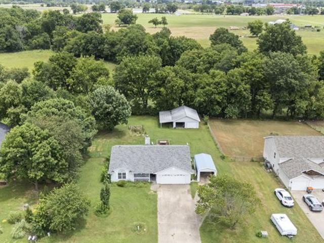 House for sale in Grove, Oklahoma