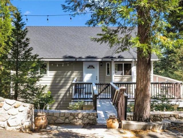 Townhouse for sale in Lake Arrowhead