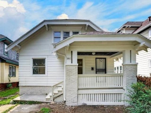 House for sale in Milwaukee, Wisconsin