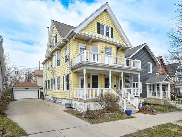 House for sale in Milwaukee, Wisconsin