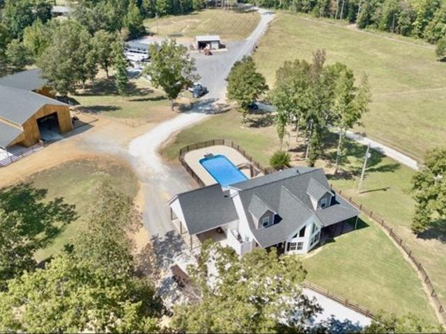 Farm for sale in Centre, Alabama