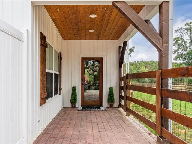 House for sale in Centre, Alabama