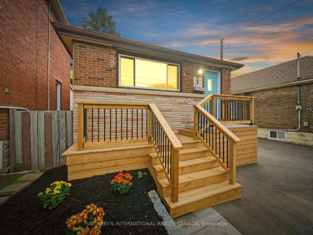 House for sale in Ancaster, Ontario