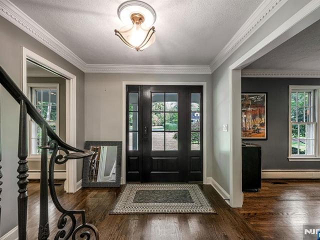 House for sale in Franklin Lakes, New Jersey